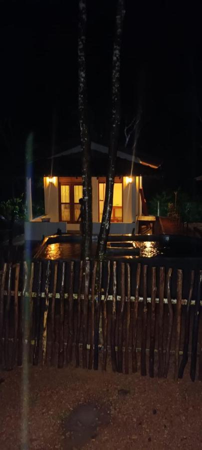 Hriketiya White Villa 迪克韦勒 外观 照片